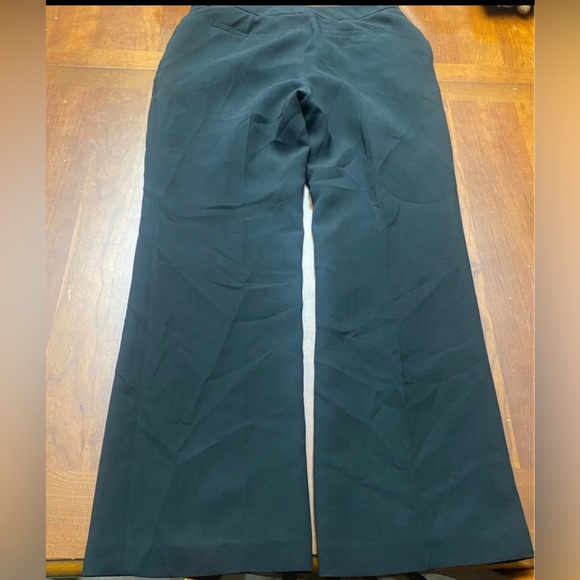 Calvin Klein ladies trousers are a size 10. - Picture 7 of 12